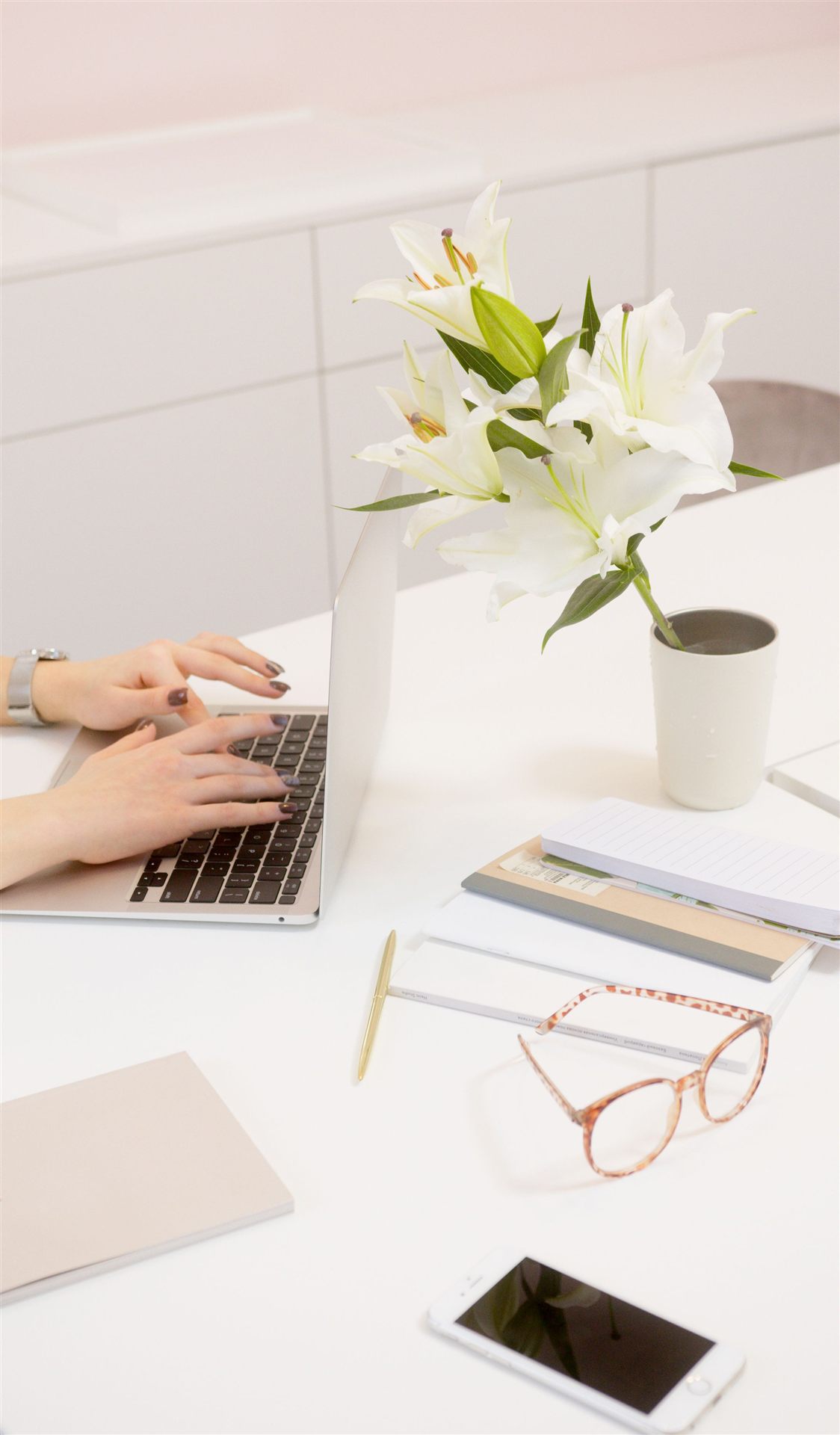 Assistante administrative Rose Digitale